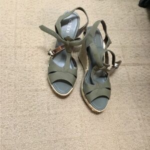 Guess Wedge sandels